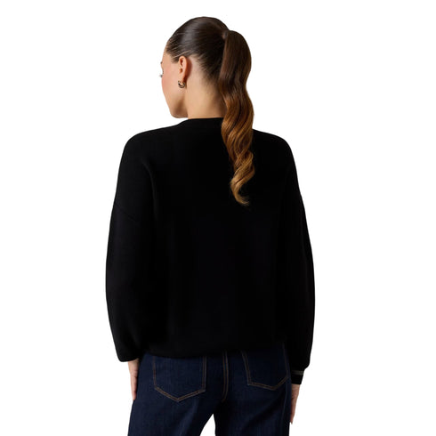 Maglia Donna realizzata in misto viscosa, con borchie decorative frontali